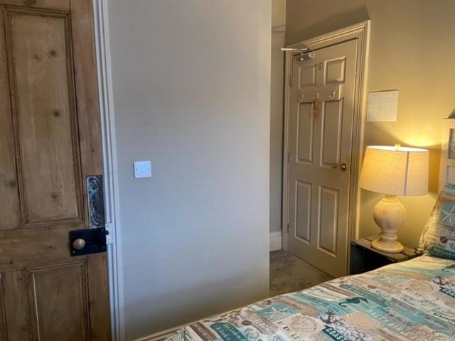 The Beaches En-Suite Rooms Редкар Екстериор снимка